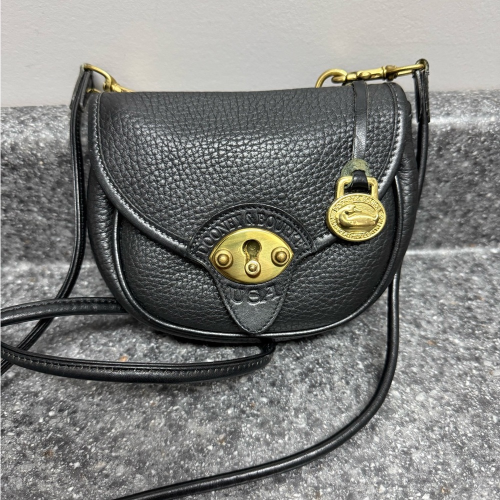 Dooney & Bourke Vintage USA Black Leather Crossbody Calvary Belt Bag All Weather